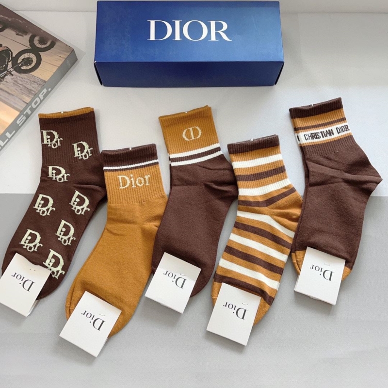 DIOR